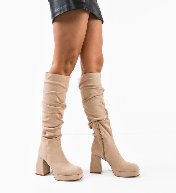 Ali Ботуши Sami Бежов