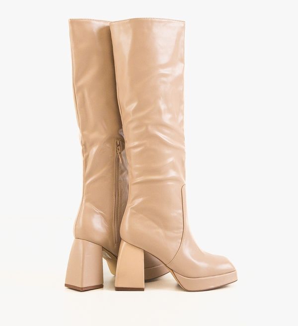 Ali Ботуши Tanish Бежов