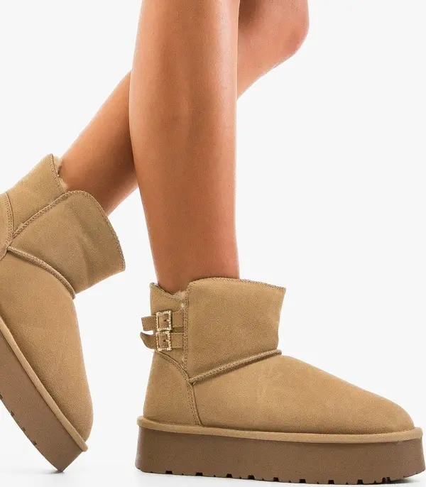 Carolie Ботуши Tieme Бежов