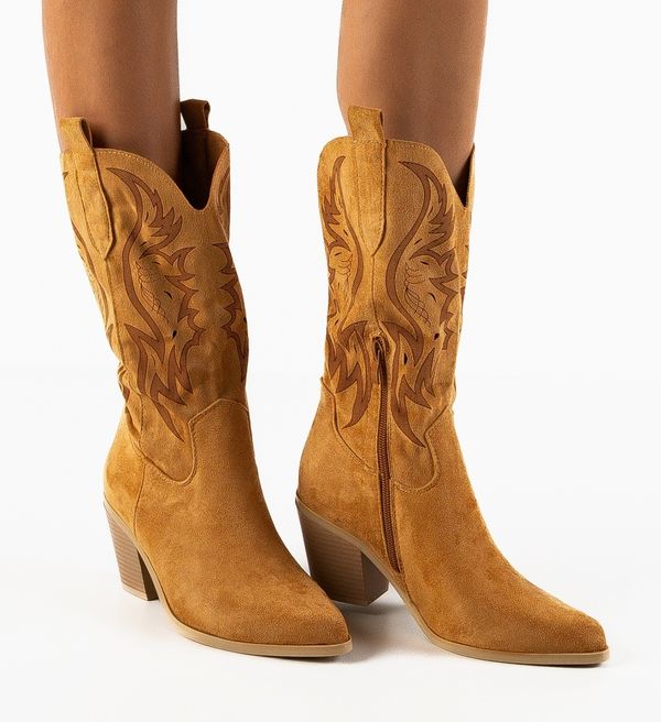 Ali Ботуши Vance Камел