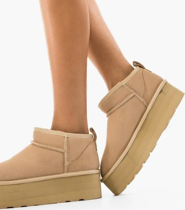 Wow Shoes Ботуши Yanez Бежов