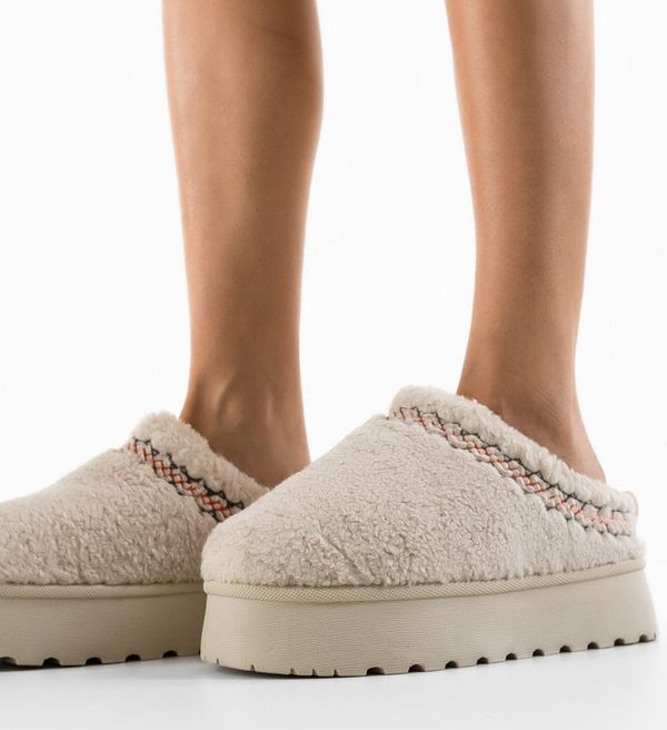 Ali Чехли Davila Бежов