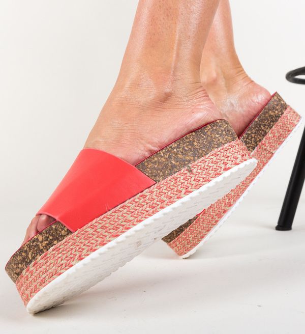 Ali Чехли Draper