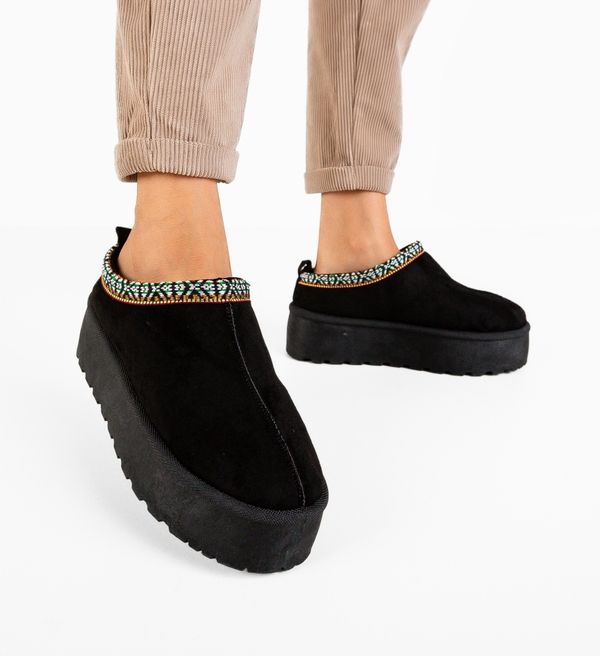 Mei Чехли Fynys Черни