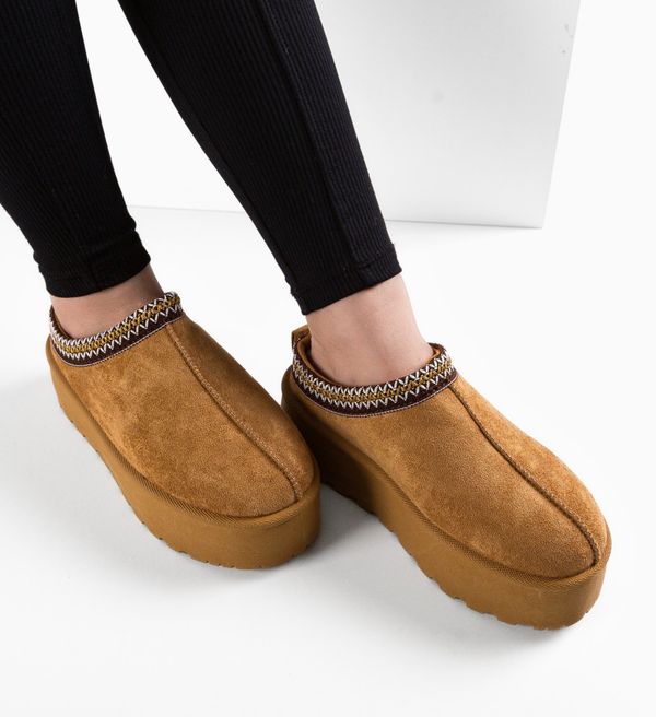 Ali Чехли Hamzaro Камел