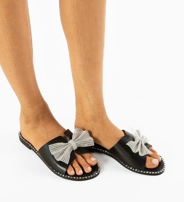 Mei Чехли Kamne Черни