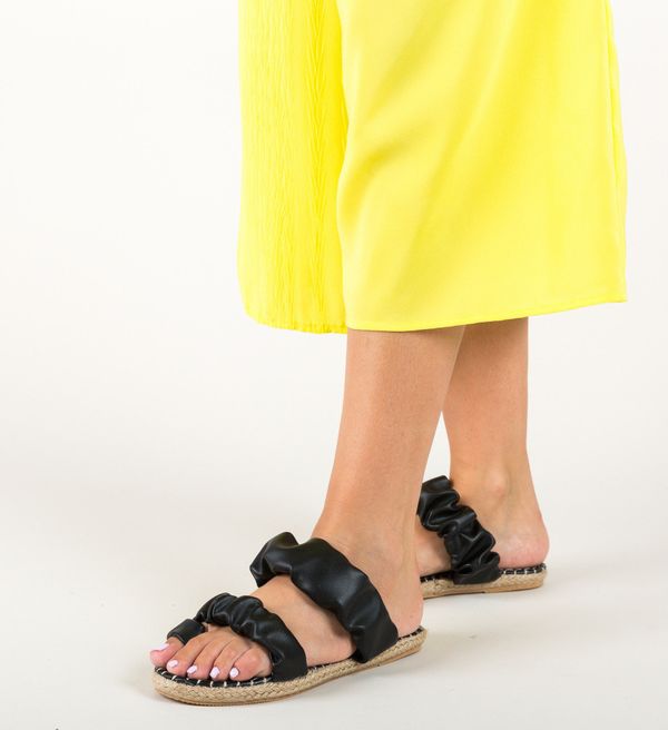 Wow Shoes Чехли Lajah Черни