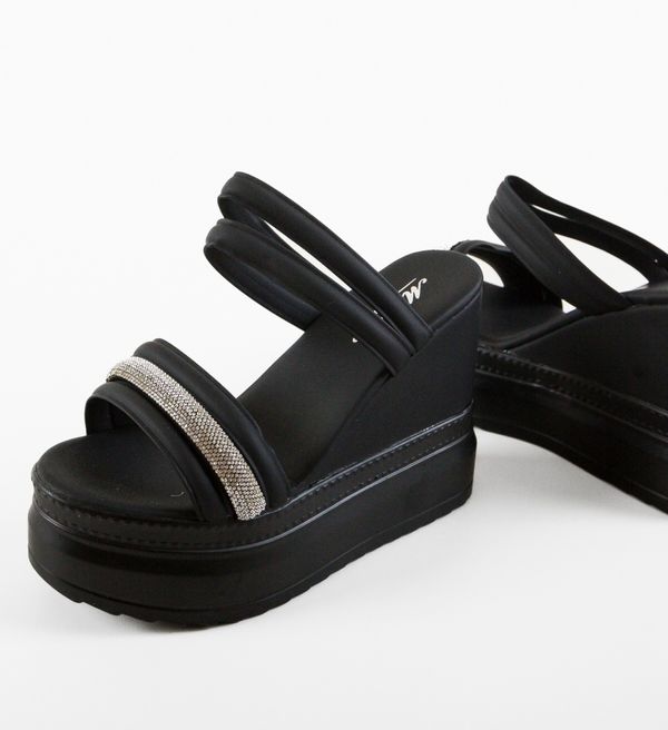 Mei Чехли Pougly Черни