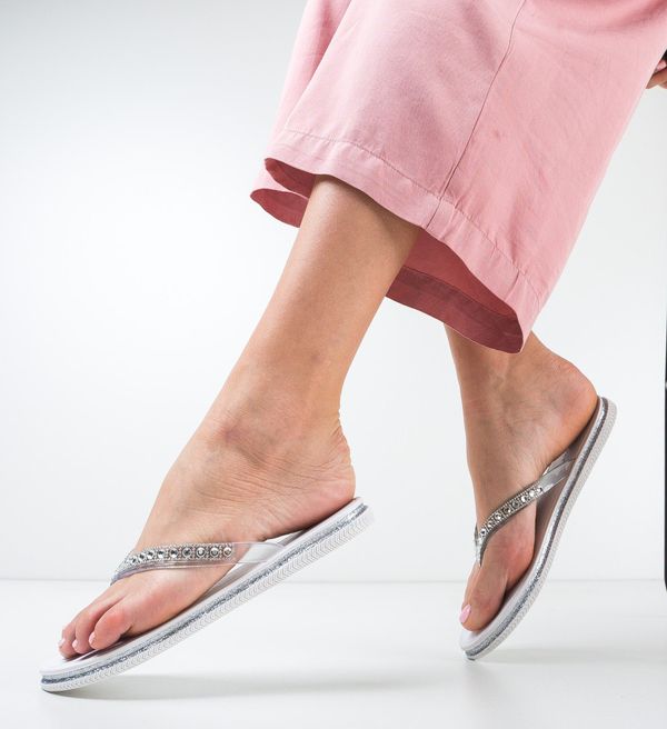 Ali Чехли Spectak Бели