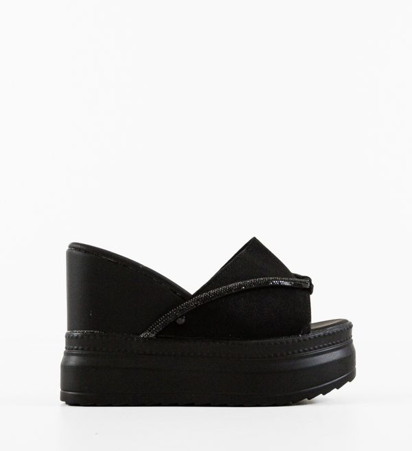 Mei Чехли Straken Черни