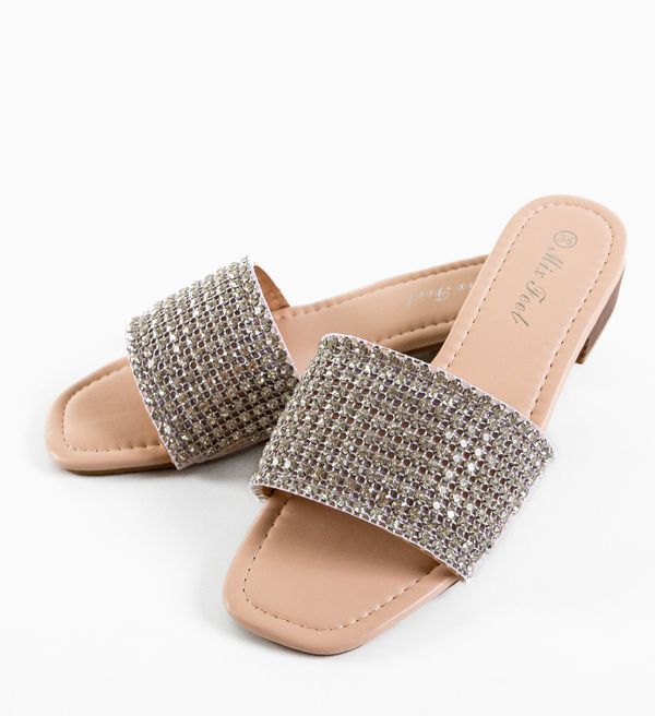 Ali Чехли Tyquan Бежов