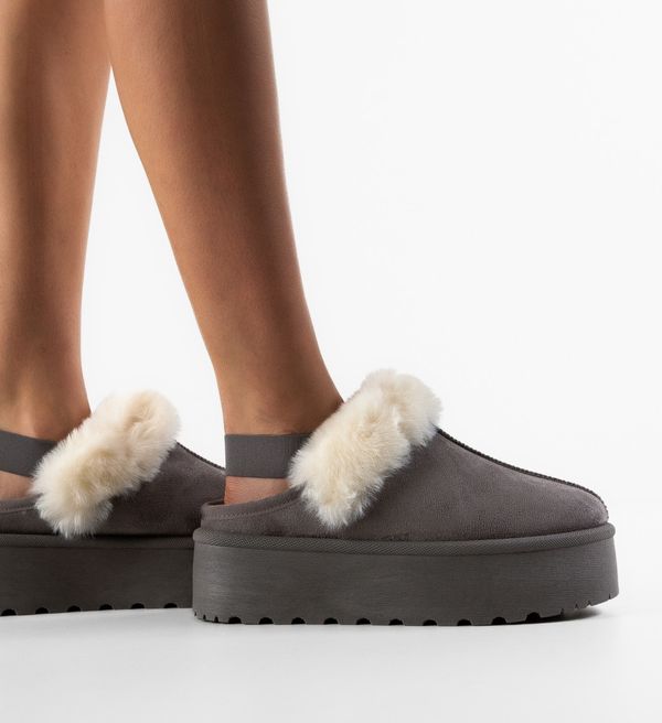 Wow Shoes Чехли Vasko Сив