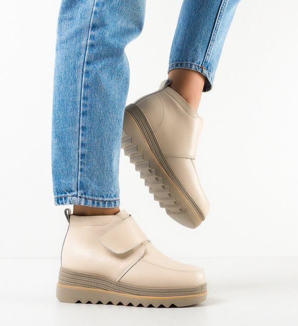 Botinelli Ежедневни Aarron Бежов