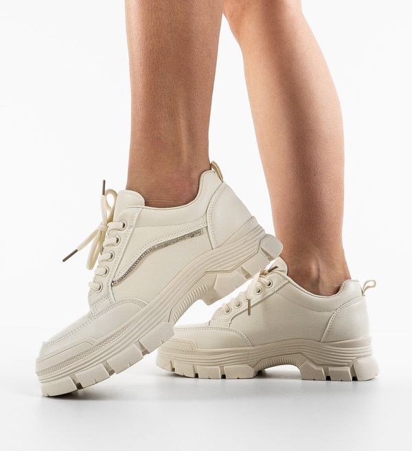 Zoha Ежедневни Adil Бежов