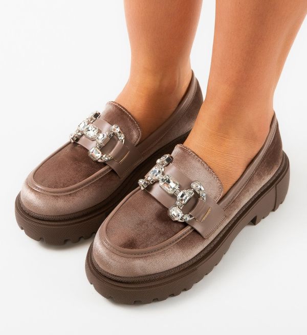 Ali Ежедневни Adkins Каки