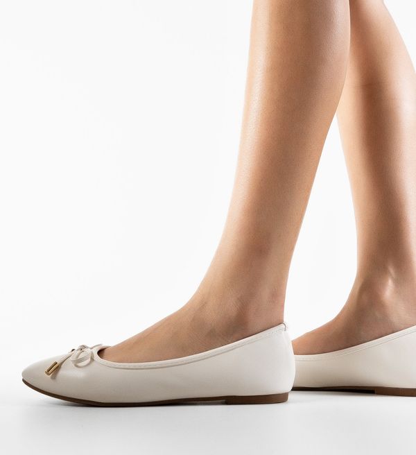 Botinelli Ежедневни Atur Бели