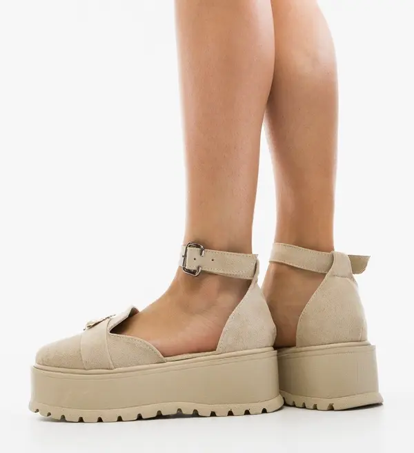 Wow Shoes Ежедневни Bynna Бежов