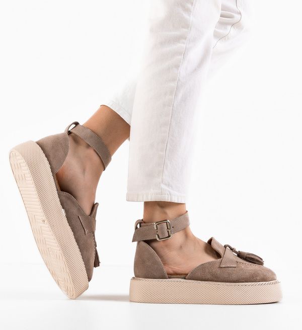 Wow Shoes Ежедневни Cestus Бежов