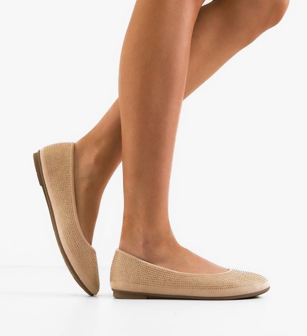 Ali Ежедневни Cind Бежов