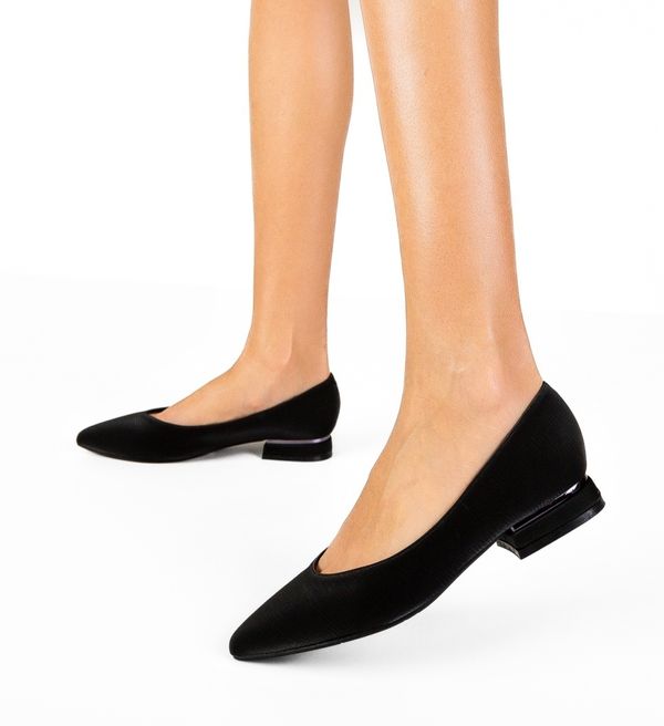 Carolie Ежедневни Coplay Черни