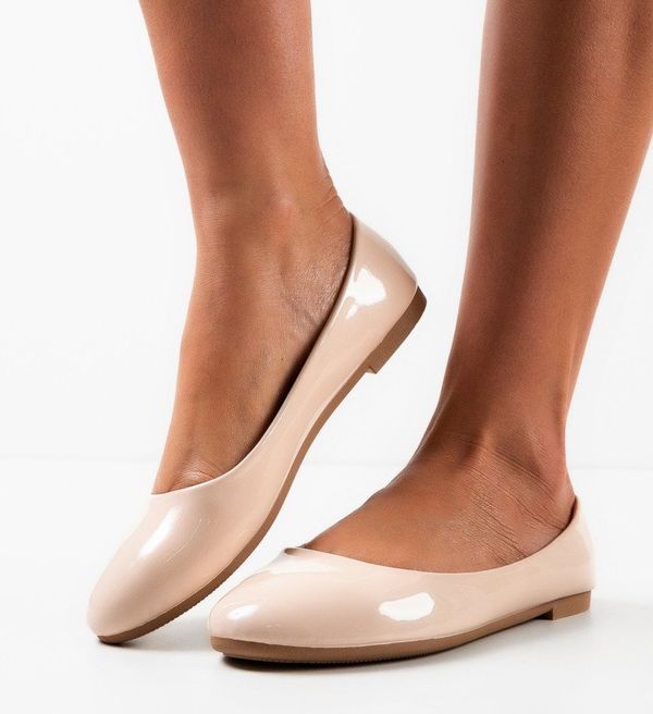 Ali Ежедневни Dunn Бежов