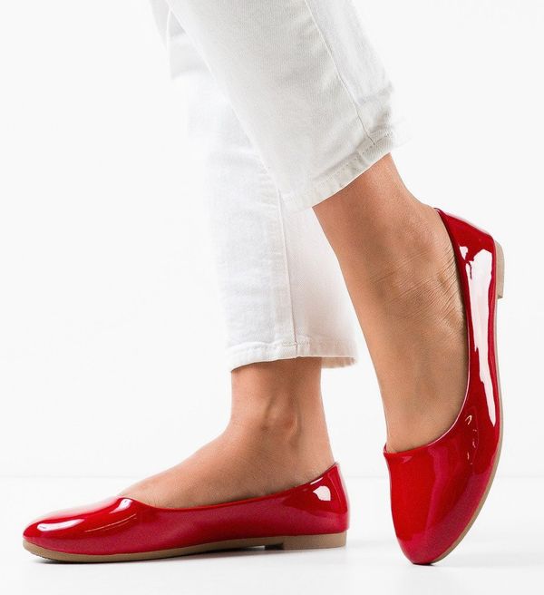 Ali Ежедневни Dunn Червени