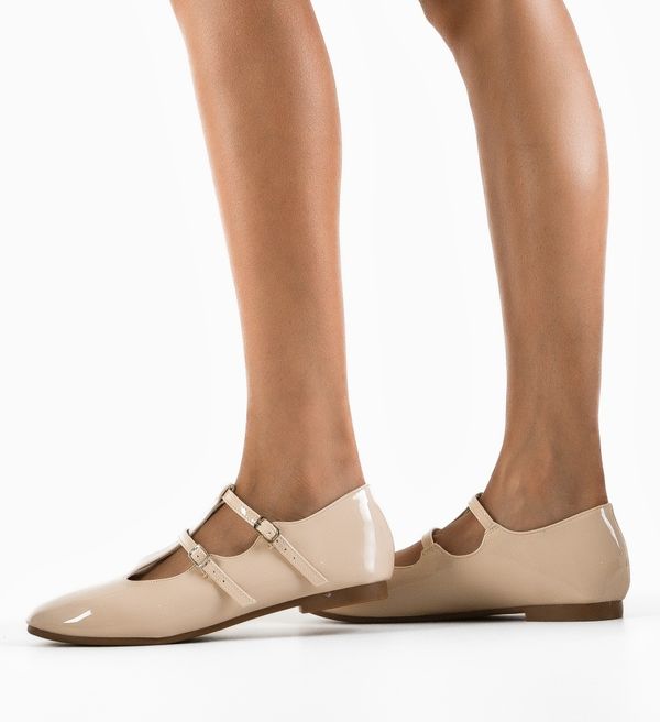 Ali Ежедневни Jamila Нуд