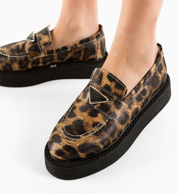 Wow Shoes Ежедневни Krikri Анимал принт