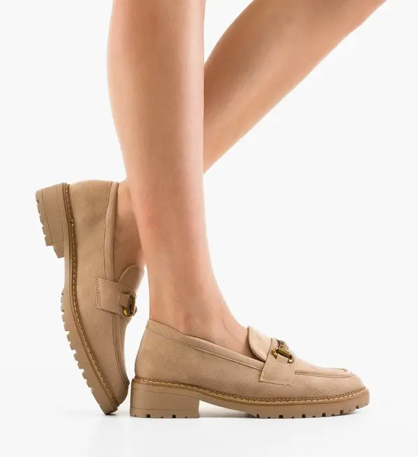 Ali Ежедневни Londrey Каки