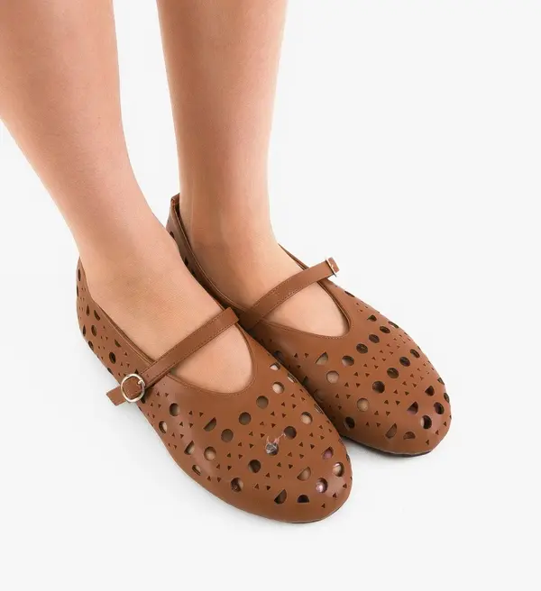 Botinelli Ежедневни Margret Камел