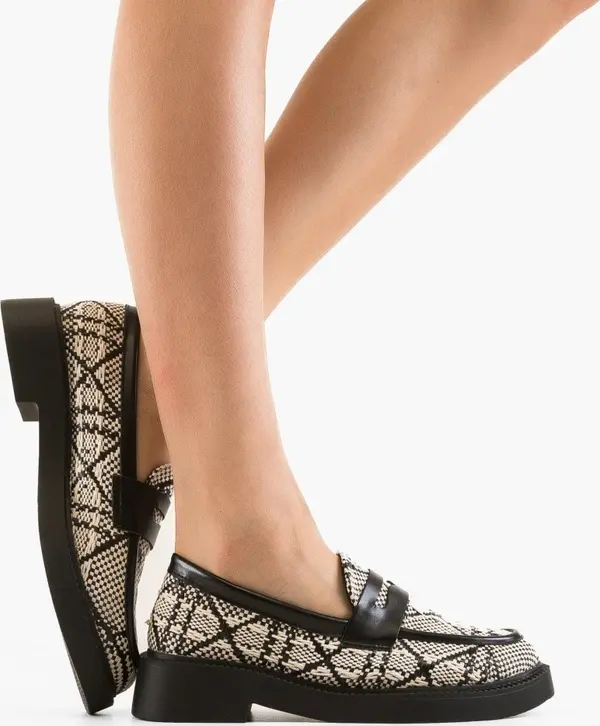 Ali Ежедневни Mikael Черни