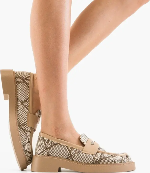 Ali Ежедневни Mikael Каки