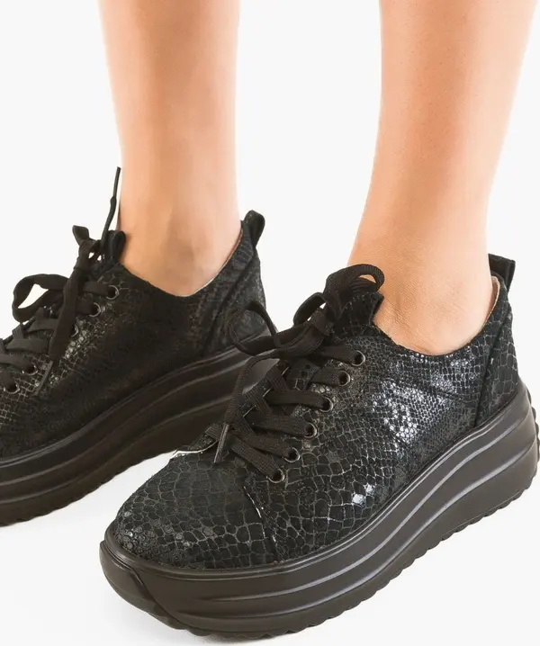 Angel Blue Ежедневни Myhos Черни