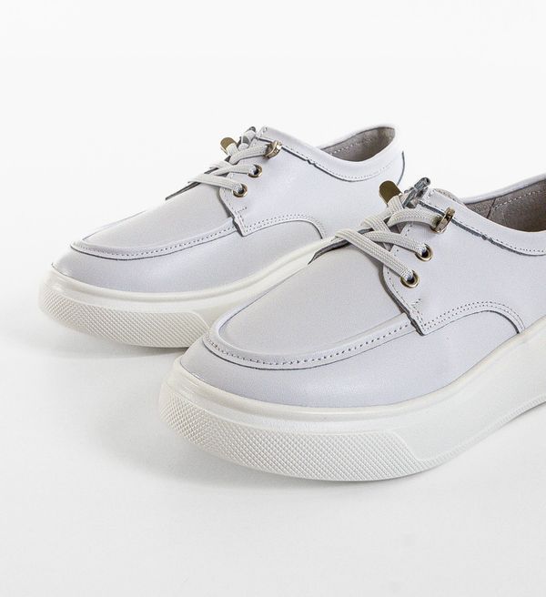 Botinelli Ежедневни Naenia Бели