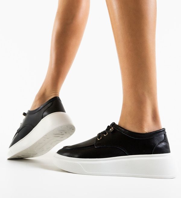 Botinelli Ежедневни Naenia Черни