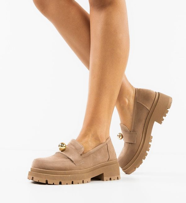 Ali Ежедневни Nieve Каки