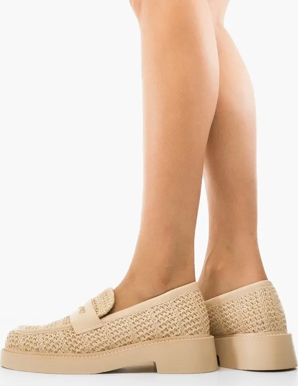 Ali Ежедневни Nora Бежов