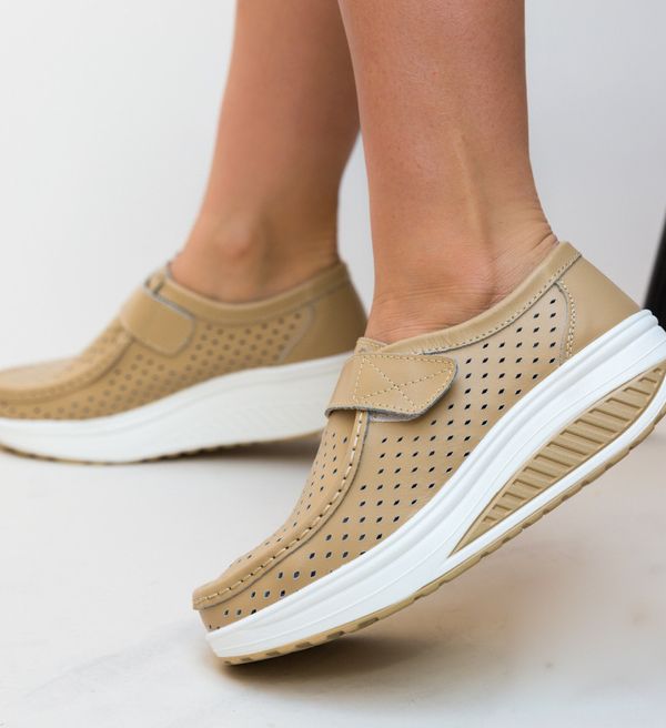 Botinelli Ежедневни Обувки Bozta Бежови