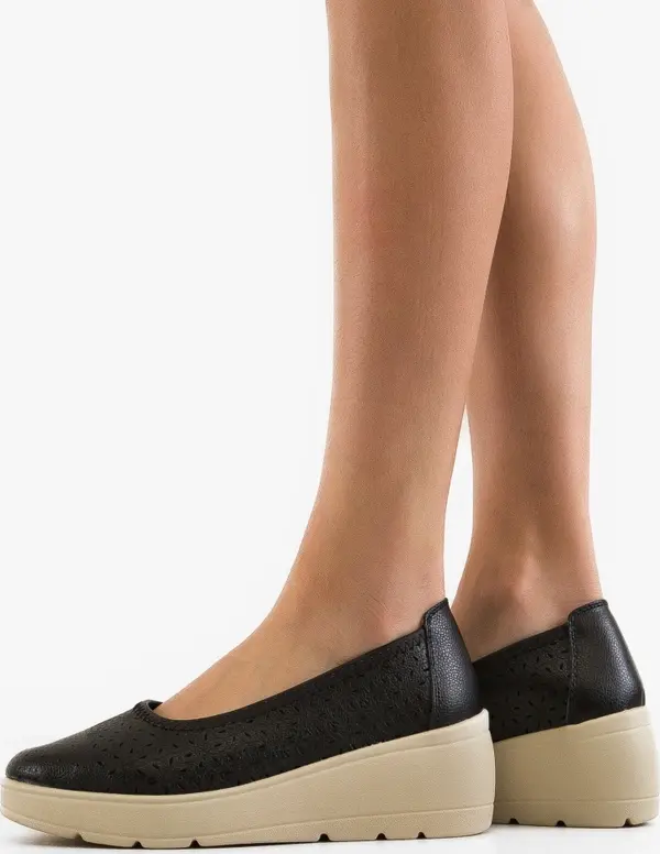 Botinelli Ежедневни обувки Kamiz Черни