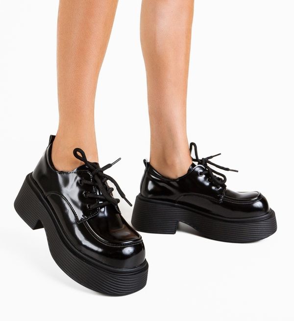 Botinelli Ежедневни обувки Kuduka Черни