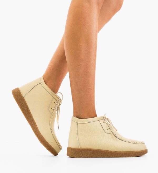 Botinelli Ежедневни обувки Munela Бежов