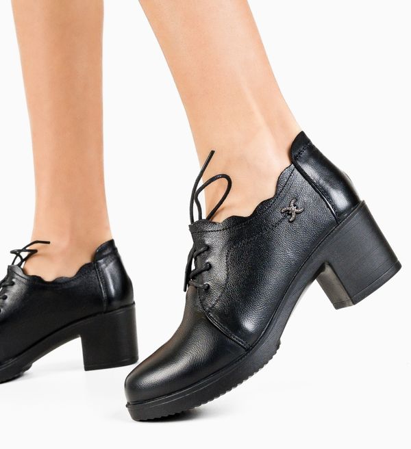 Botinelli Ежедневни обувки Tyborc Черни