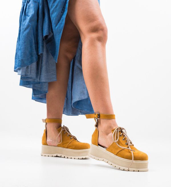 Escobar Ежедневни обувки Vespas Камел