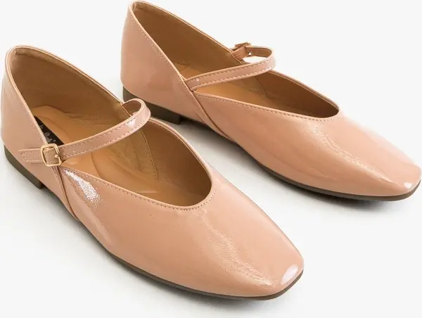 Ali Ежедневни Perre Нуд