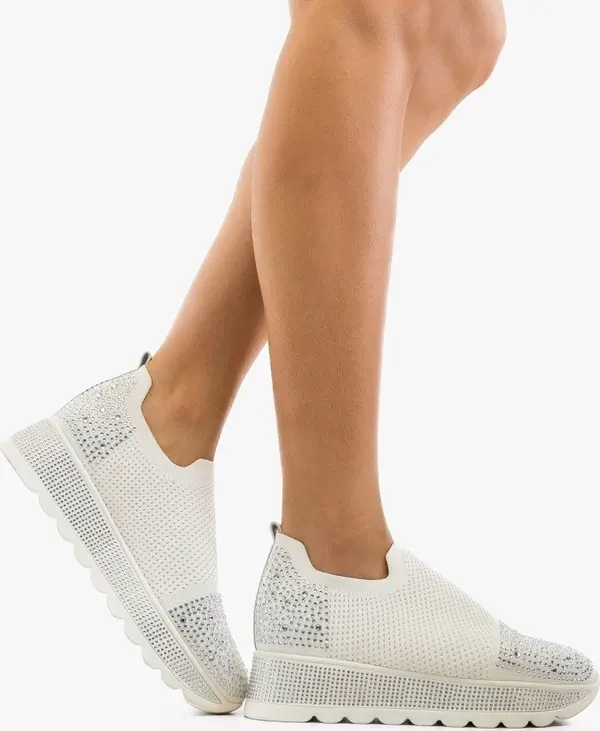 Mei Ежедневни Ralph Бели