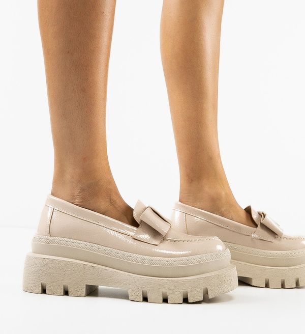 Wow Shoes Ежедневни Rokanda Бежов