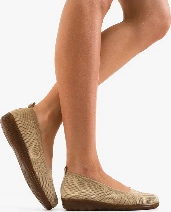 Mei Ежедневни Shandiin Бежов