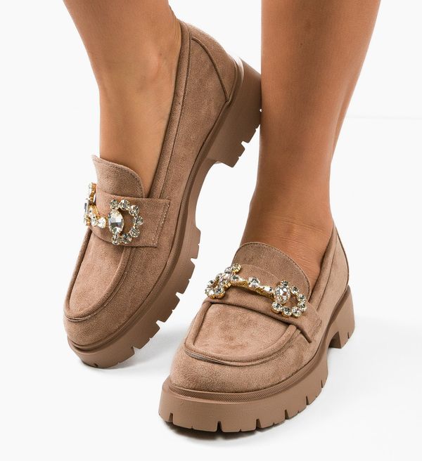 Ali Ежедневни Shania Каки