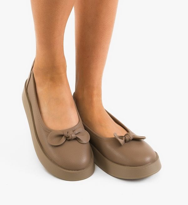 Mei Ежедневни Tayha Каки