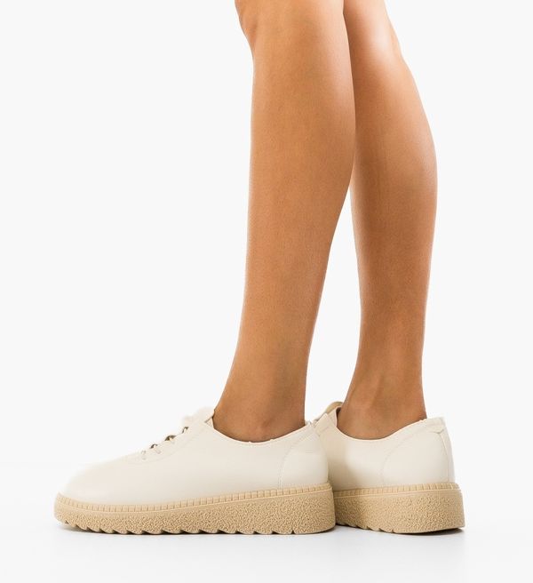 Mei Ежедневни Tyka Бели